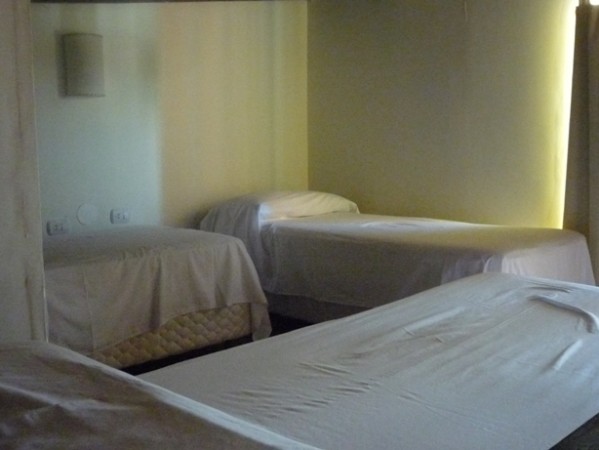 IDEAL INVERSIÓN: Complejo de cabañas de 2 dormitorios cada una, en zona exclusiva de Villa del Lago
