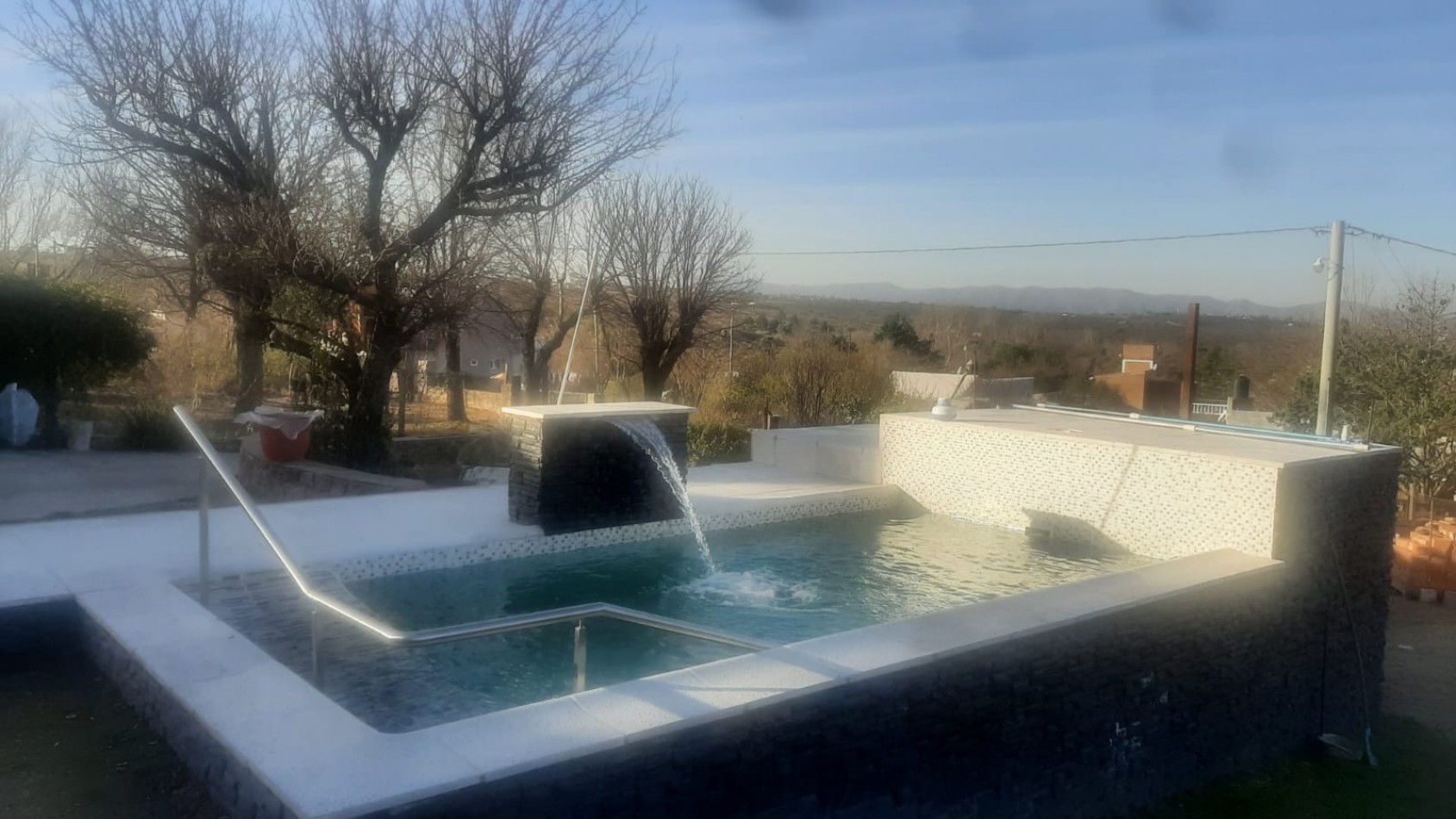  Hermosa casa con amplias comodidades en Cabalango