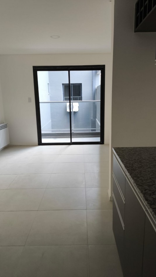 ¡A ESTRENAR! Departamento de 1 dormitorio con cochera en pleno centro de Villa Carlos Paz