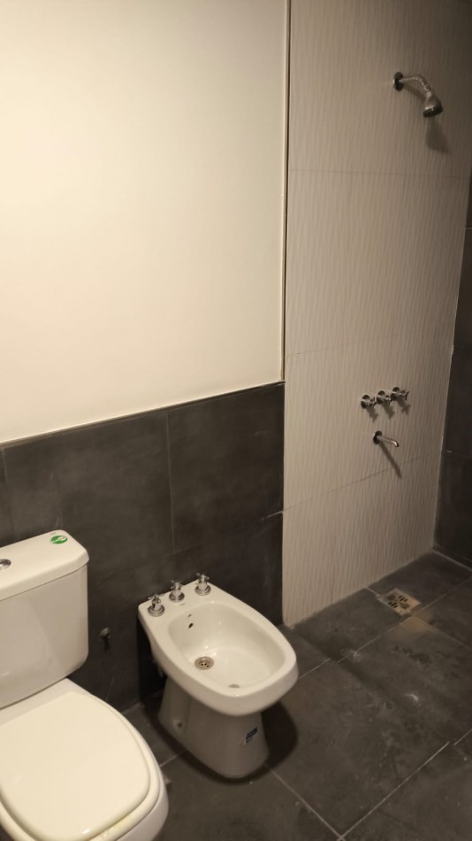 ¡A ESTRENAR! Departamento de 1 dormitorio con cochera en pleno centro de Villa Carlos Paz