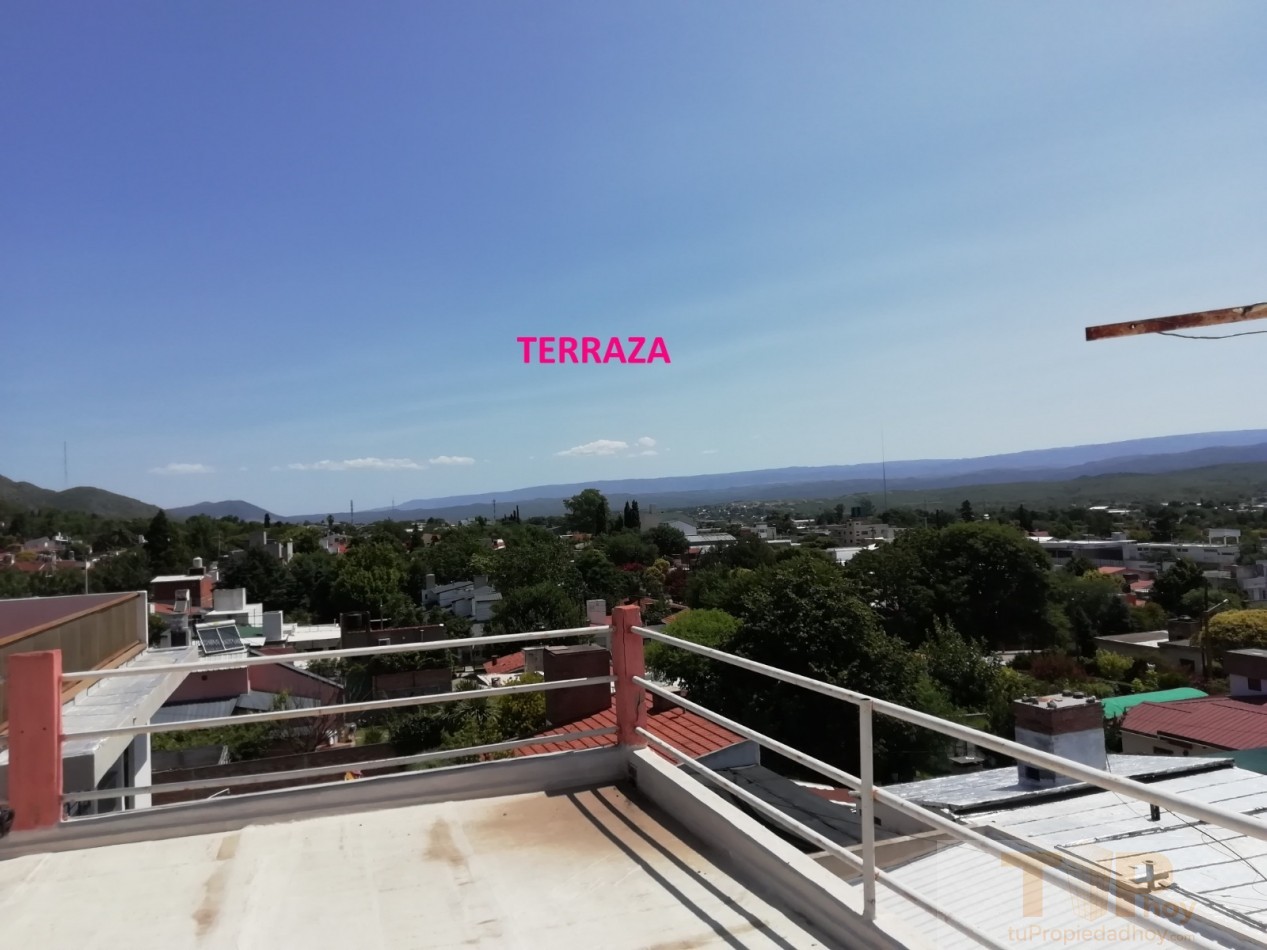 CARLOS PAZ DEPARTAMENTO CON EXCELENTE LUMINOSIDAD Y VISTA