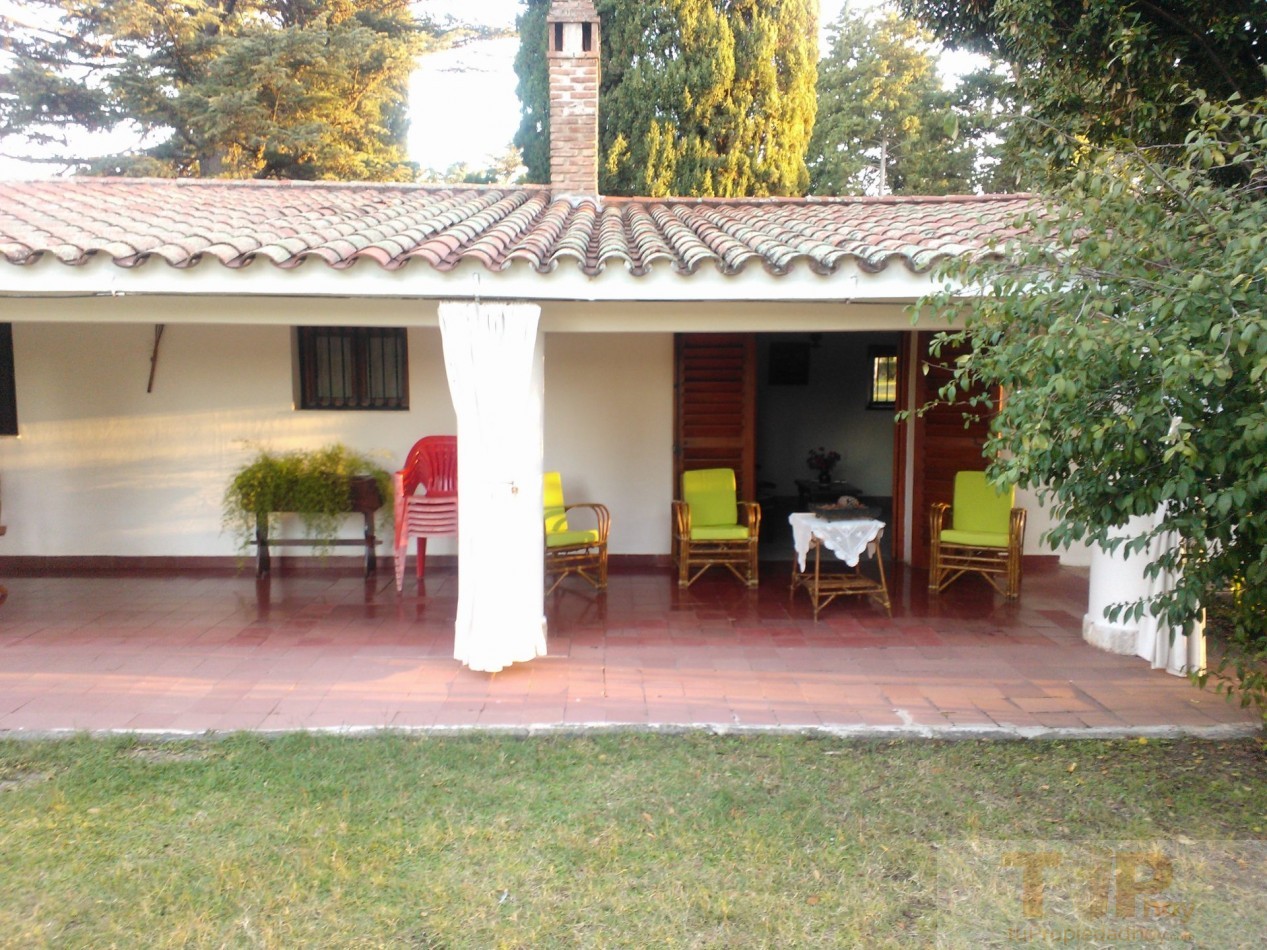 8 hectareas autosustentables con casas de campo, servicios y variedad de frutales en el Valle de Calamuchita