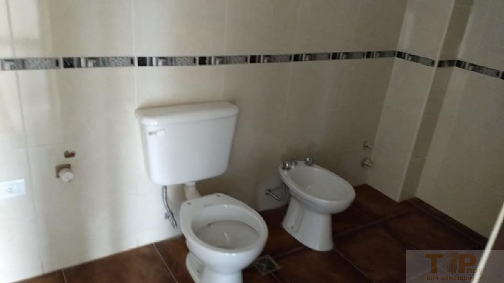 Anual 1 dormitorio - Patio exclusivo - Servicios Incluidos