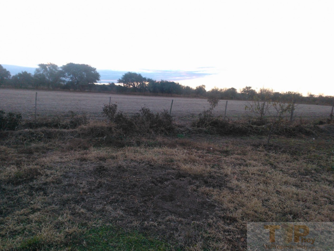 8 hectareas con casa de campo, departamentos, piscina, microclima propio y una importante variedad de frutales en el Valle de Calamuchita