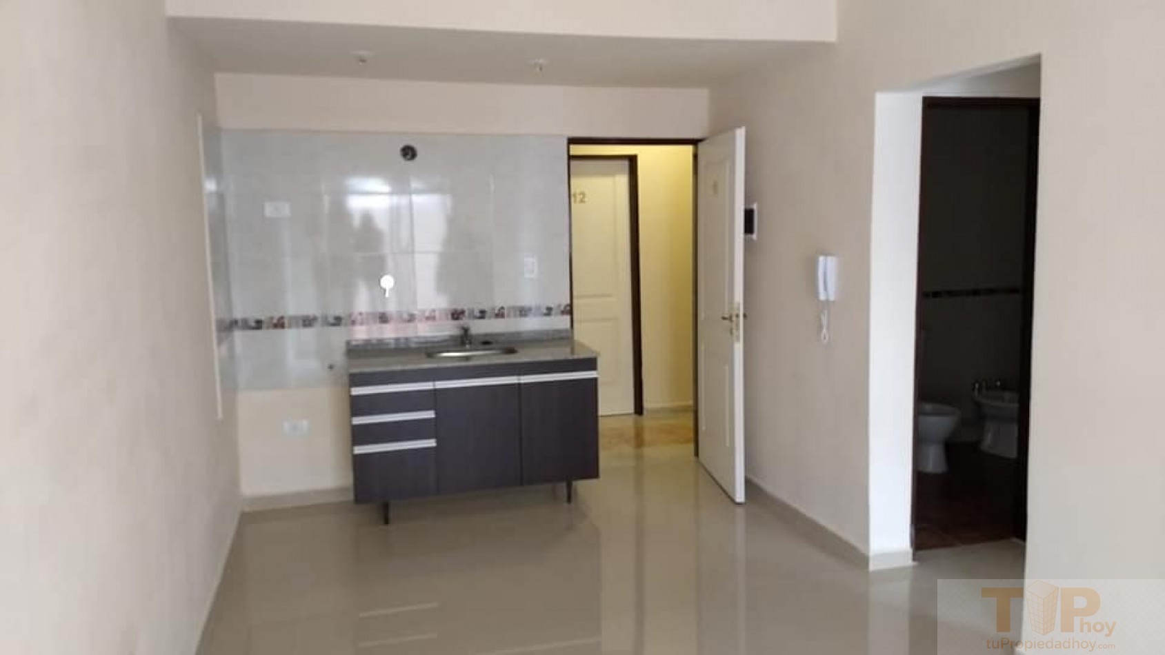 Anual 1 dormitorio - Patio exclusivo - Servicios Incluidos