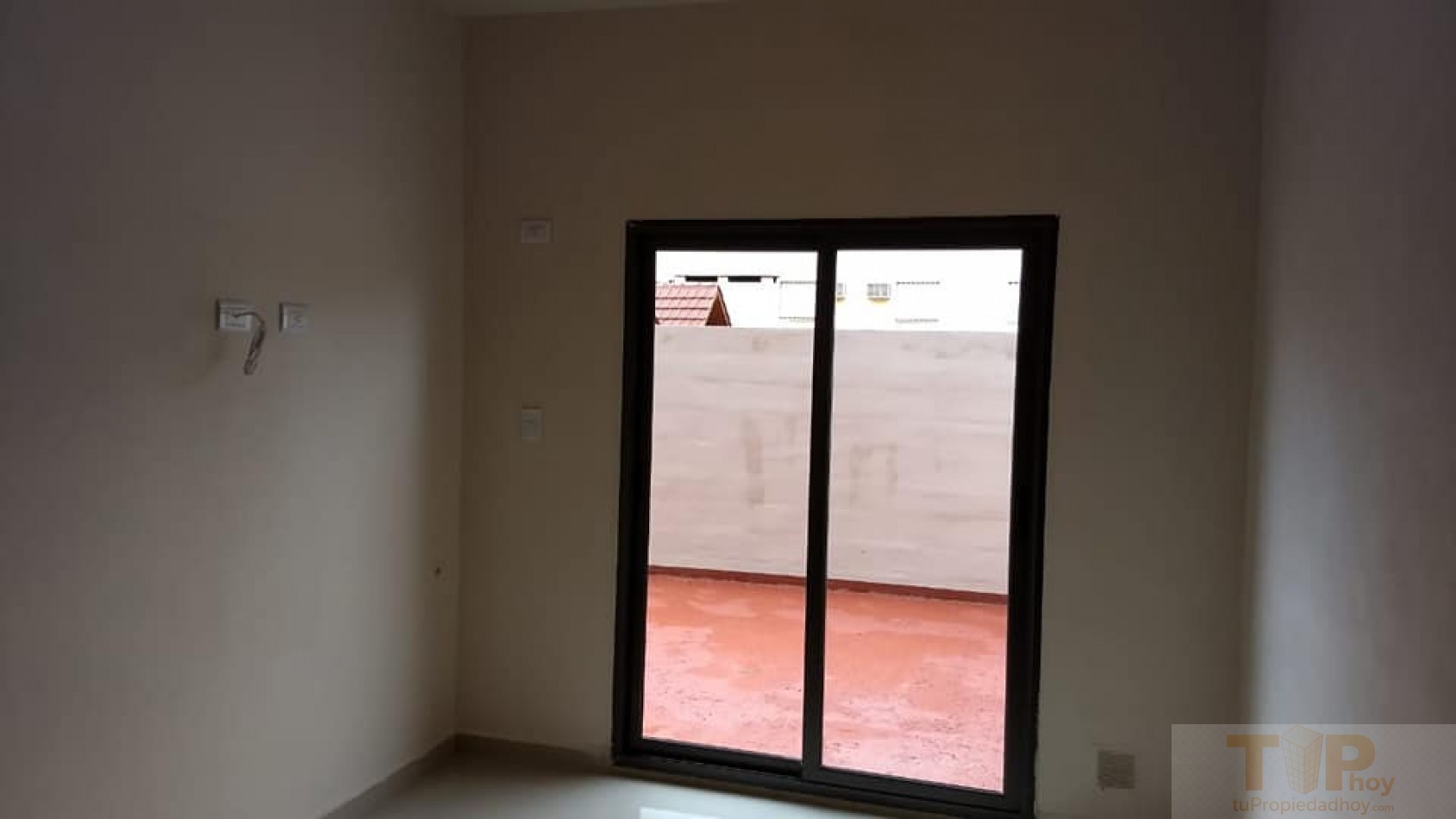 Anual 1 dormitorio - Patio exclusivo - Servicios Incluidos